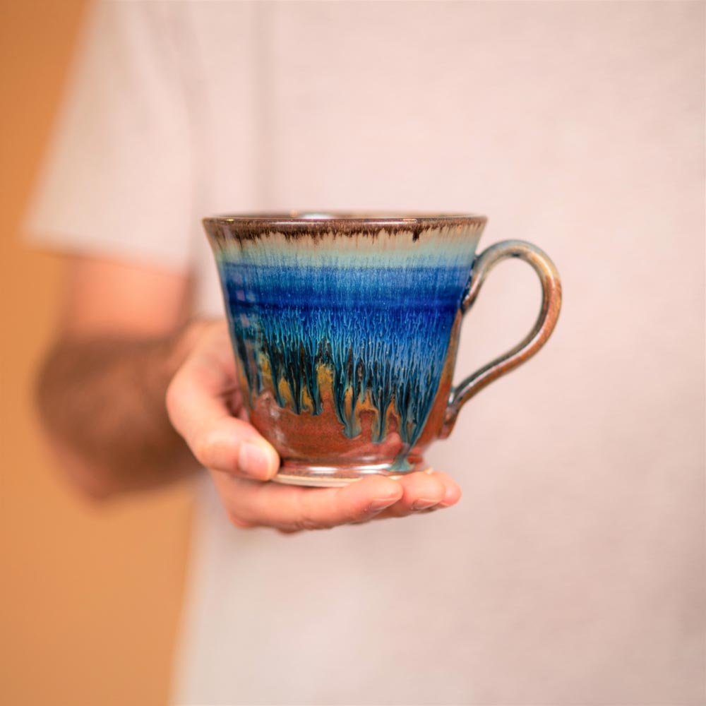 https://blanketcreekpottery.com/cdn/shop/products/Blue-Large-Ceramic-Coffee-Mug-02_2000x.jpg?v=1593713461